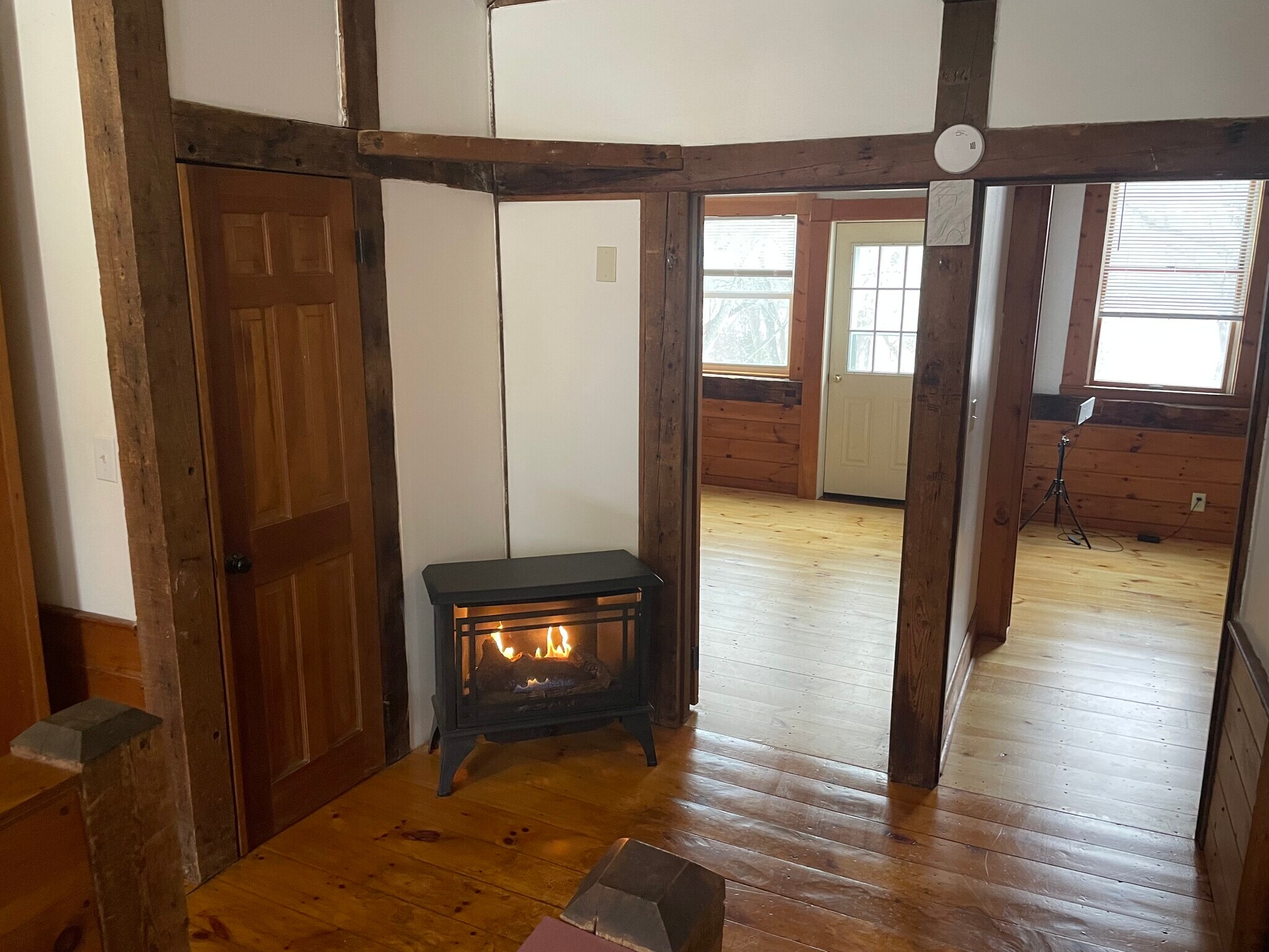 Building Photo - 35 Pleasant St