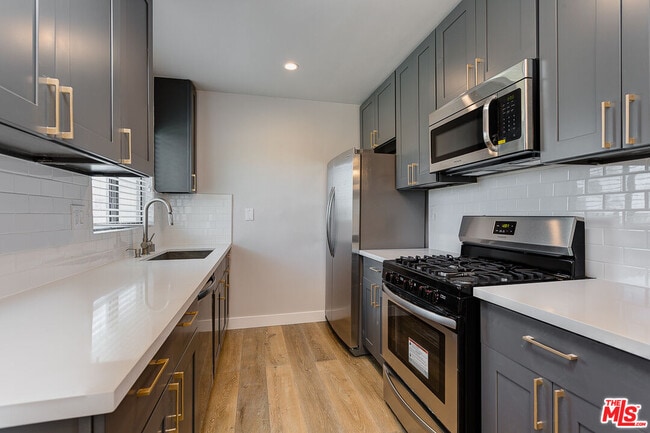 Building Photo - 2841 Redondo Blvd