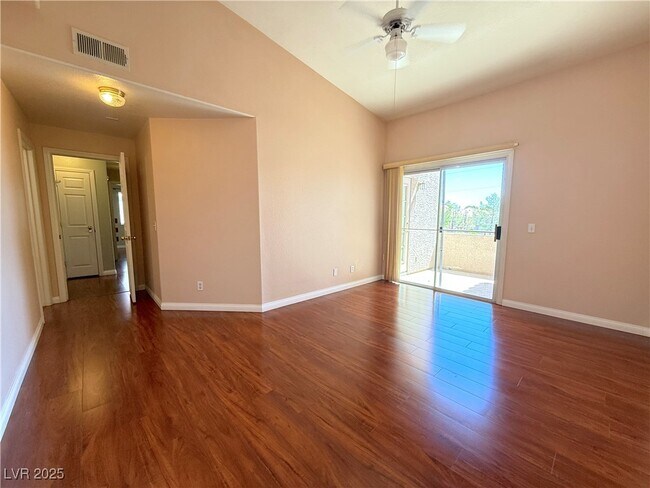 Building Photo - 5225 W Reno Ave