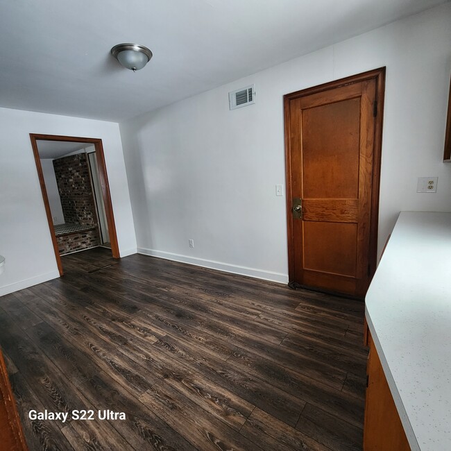 Dining room - 844 Mayflower Dr