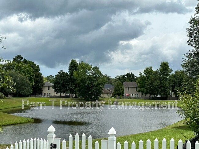 Building Photo - 190 Salt Landing Cir