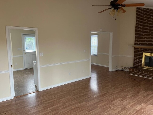 Building Photo - 684 Williams-White Rd