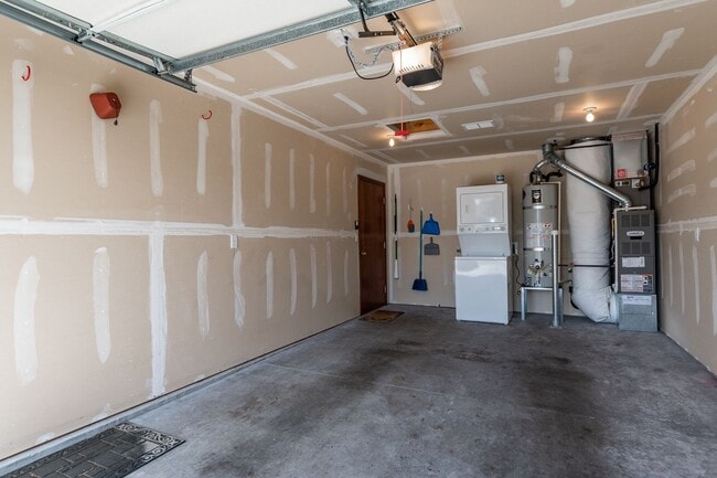 Building Photo - 2 Bed 2 Bath Home - 55+ Community Only