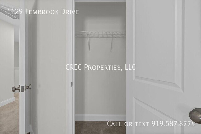 Building Photo - 1129 Tembrook Dr