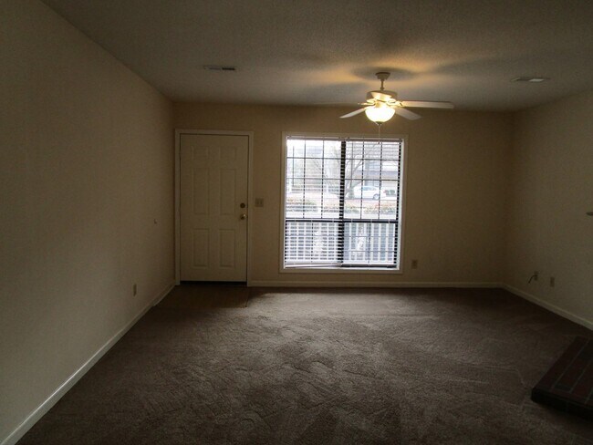 Building Photo - 615 Archdale Dr