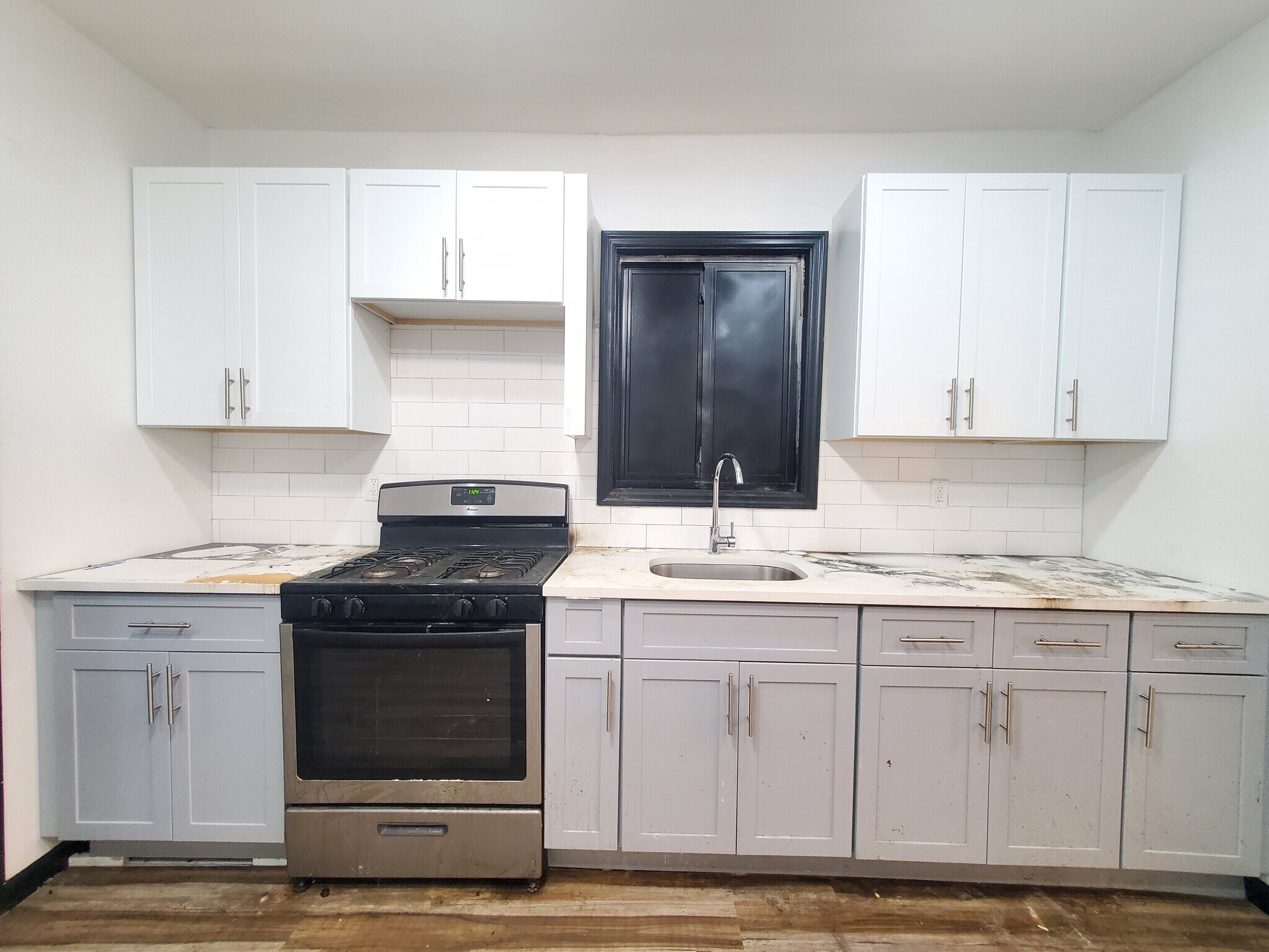 93 Garden Ave 1R - 97 Garden St