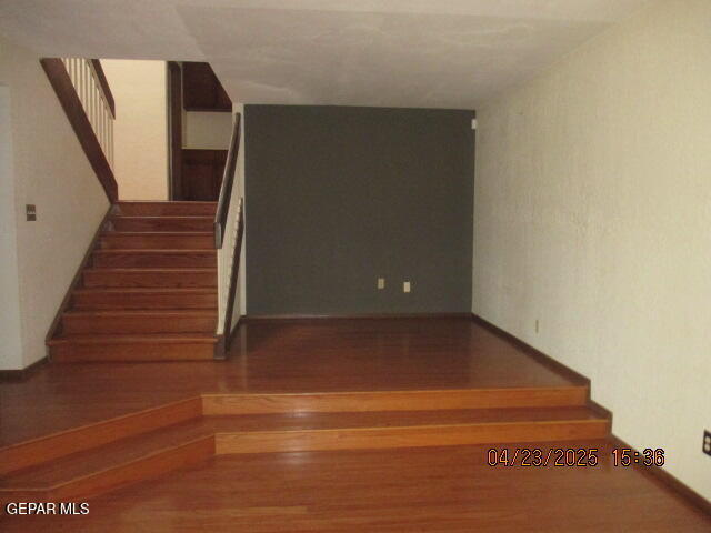 Building Photo - 5849 Mira Serena Dr