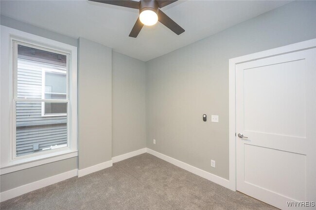 Building Photo - 1008 Elmwood Ave