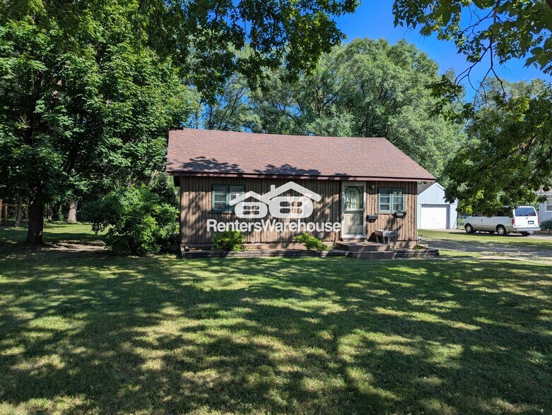 Primary Photo - 9123 Pillsbury Ave S