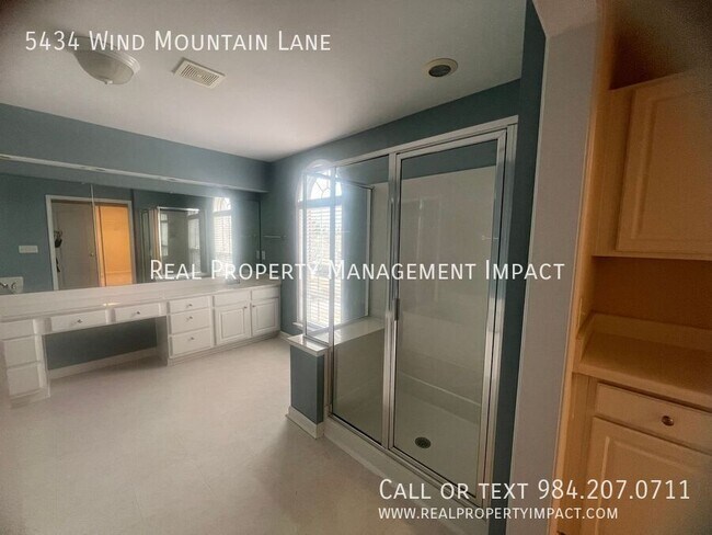 Building Photo - 5434 Wind Mountain Ln