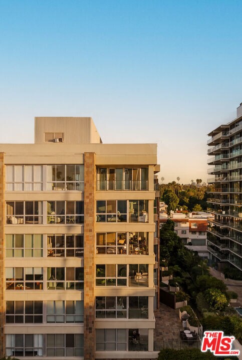 Building Photo - 515 Ocean Ave
