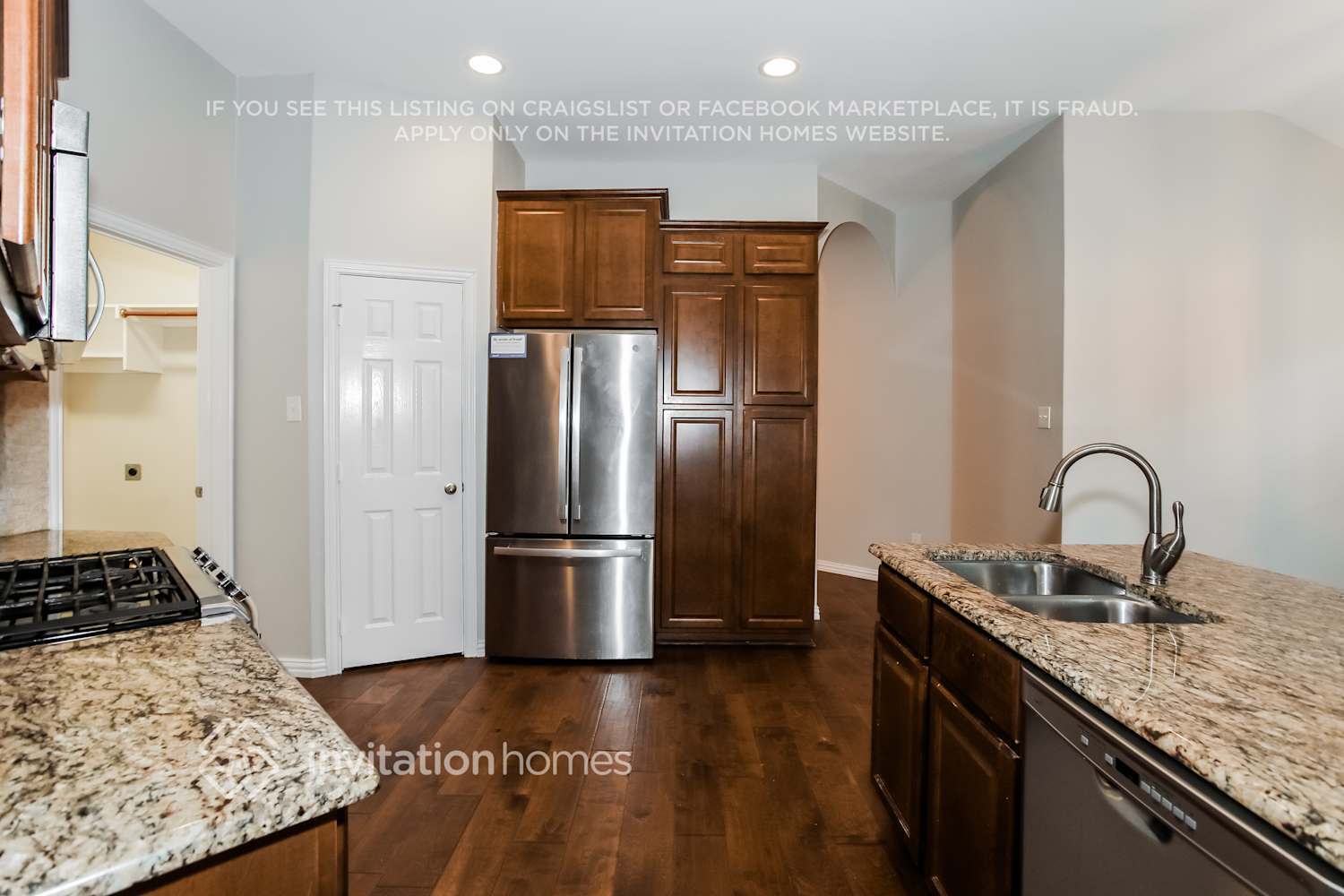 Building Photo - 5301 Spicewood Dr