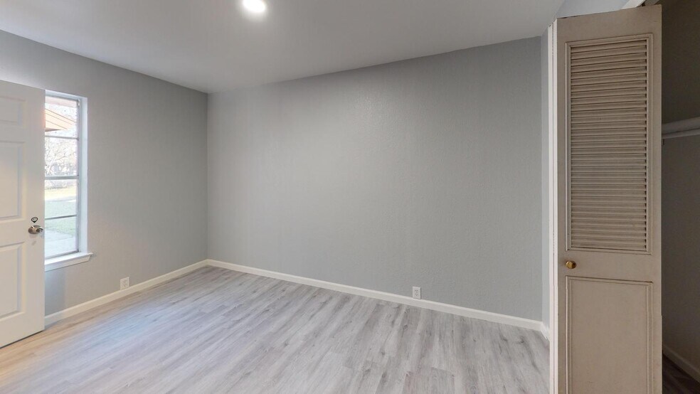 Building Photo - 3055 Casita Ct