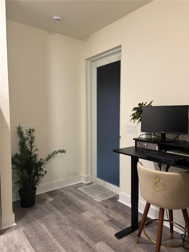 Building Photo - 6502 NW 105th Pl