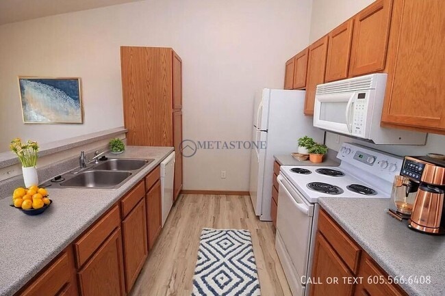 Building Photo - 4107 S Plateau Trail