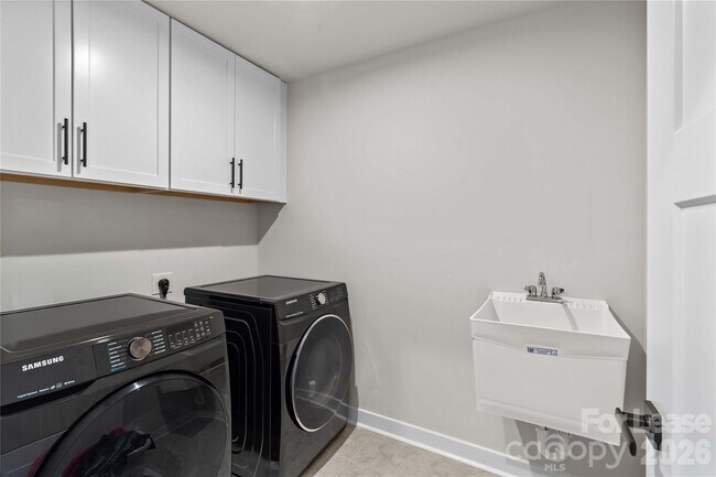 Building Photo - 14321 Sunnyhill Grove Rd