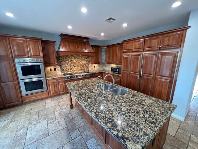 Building Photo - **COMING SOON** UPGRADED 5BD/3.5BA SUMMERLIN HOME W/ POOL!
