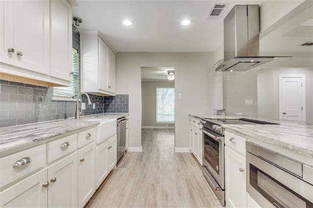 Building Photo - 2020 Normandy Dr