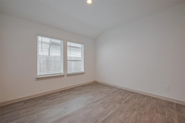 Building Photo - 12715 Basinghall Ln