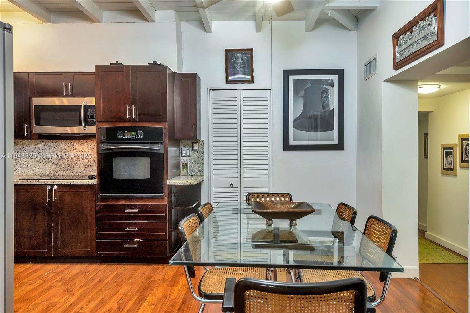 Building Photo - 5845 SW 88th St