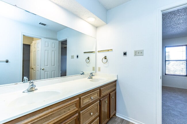 Building Photo - *Two Story Beauty in Preston Smith*