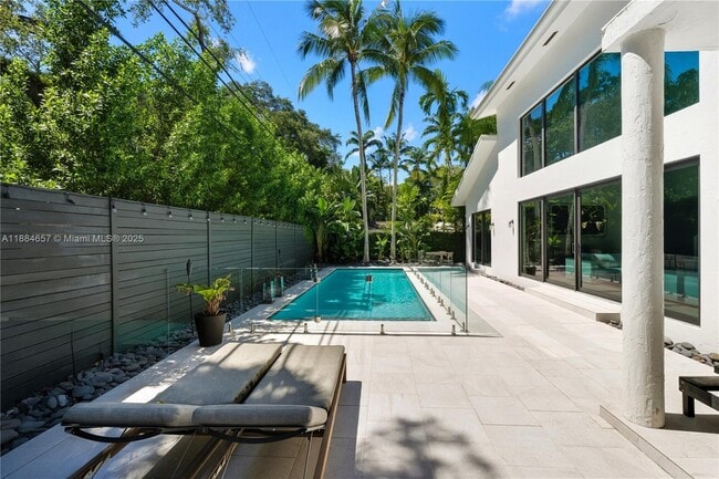 Building Photo - 3782 El Prado Blvd