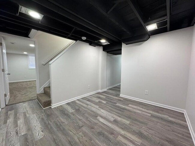 Building Photo - 413 Calhoun St