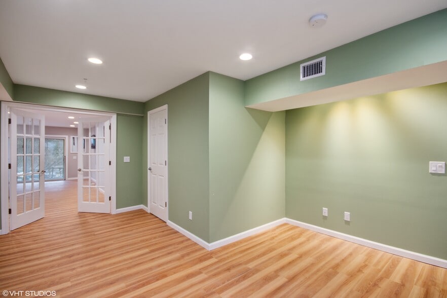 6A. Bedroom - 275 croton dam road