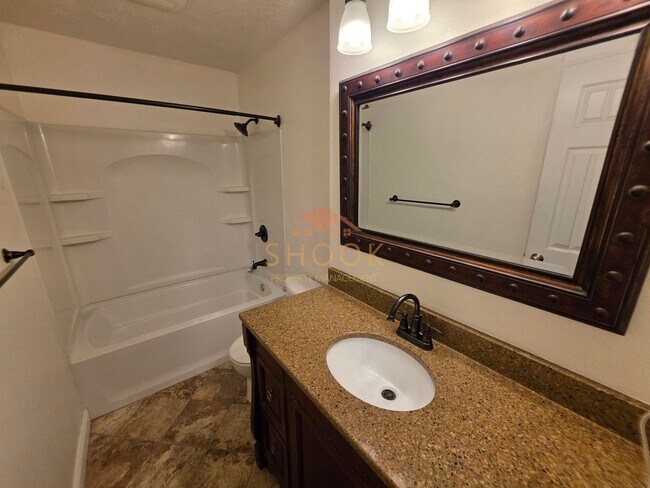 Building Photo - 4 BR UPDATED HOME IN WEST LAFAYETTE SCHOOLS - Ask about our move-in special!