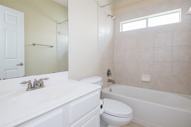 Building Photo - 26114 Sandersgate Ln