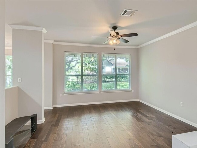 Building Photo - 131 Enchanted Dr
