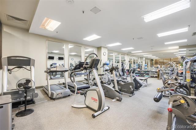 Building Photo - 1551 Larimer St