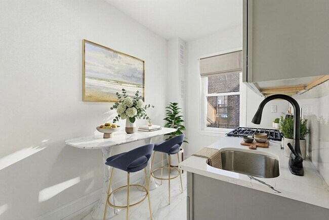 Building Photo - 117 Corbin Ave