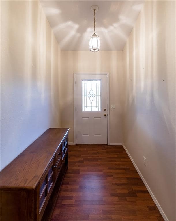 Building Photo - 319 Sondra Dr