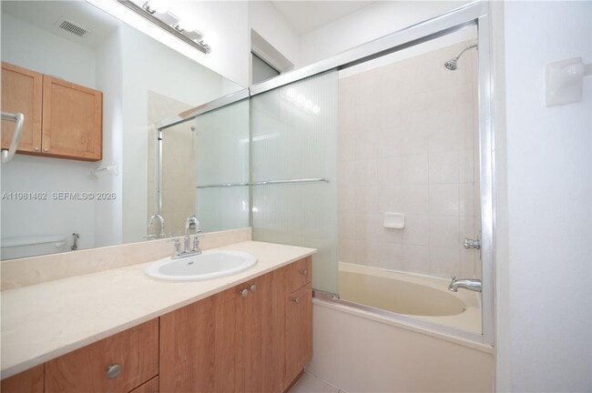 Building Photo - 10885 NW 89th Terrace