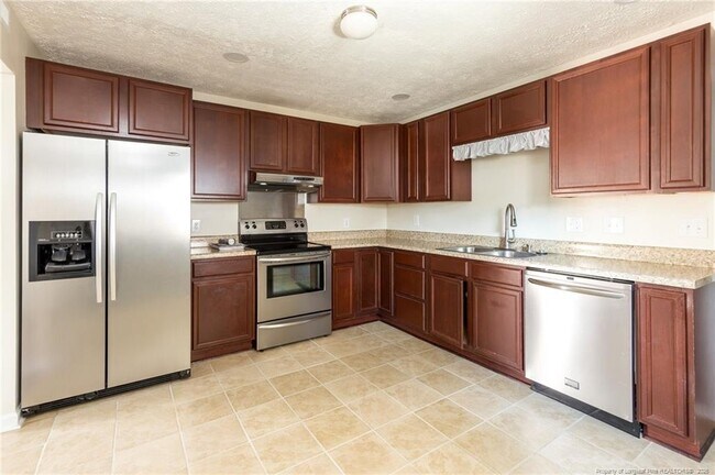 Building Photo - 3705 Persimmon Rd