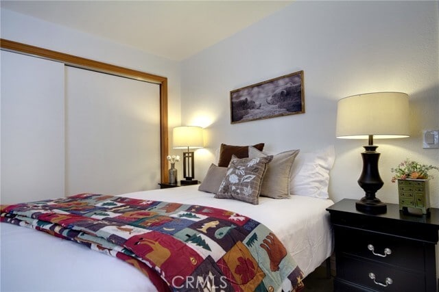 Building Photo - 430 E Country Club Blvd