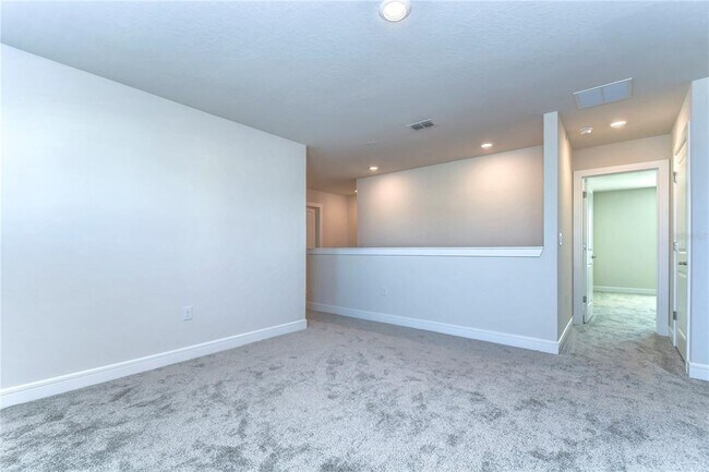 Building Photo - 30600 Thunderbird Dr