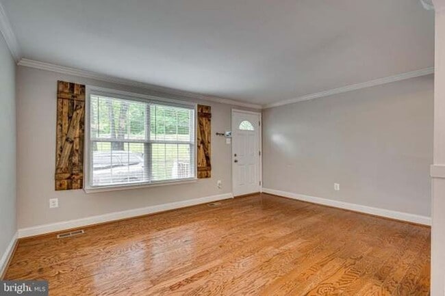 Building Photo - 3757 Hunting Creek Rd