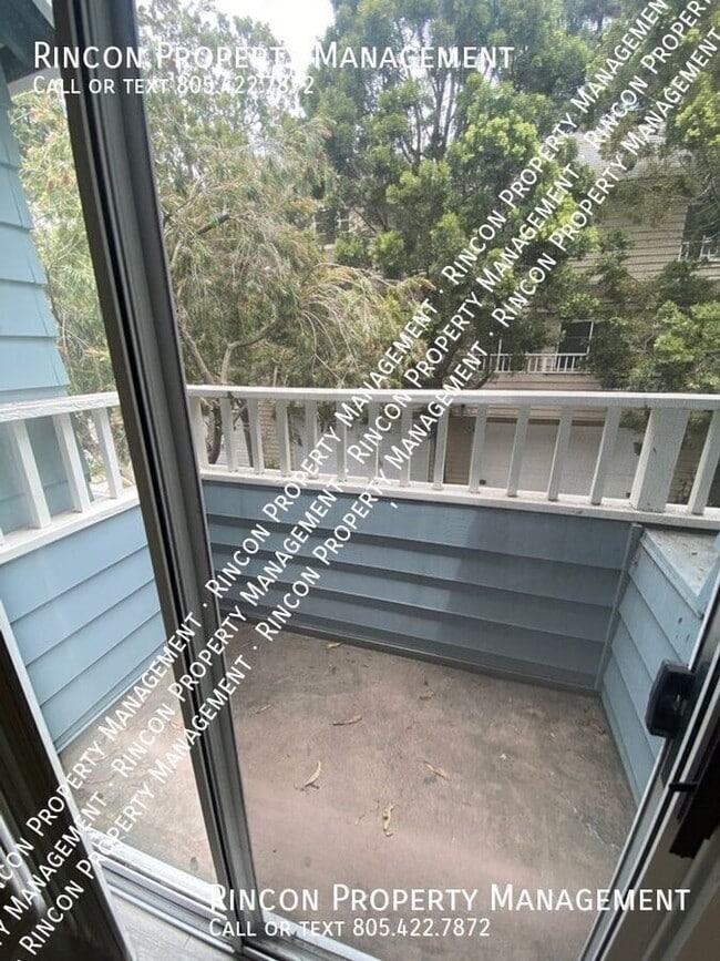 Building Photo - 943 Goodman St