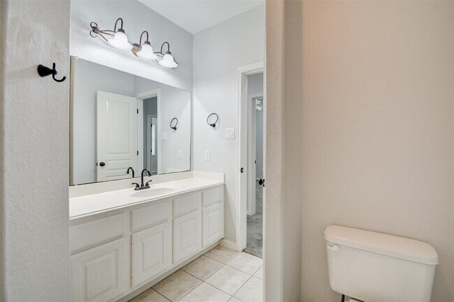 Building Photo - 214 Spring Lakes Haven