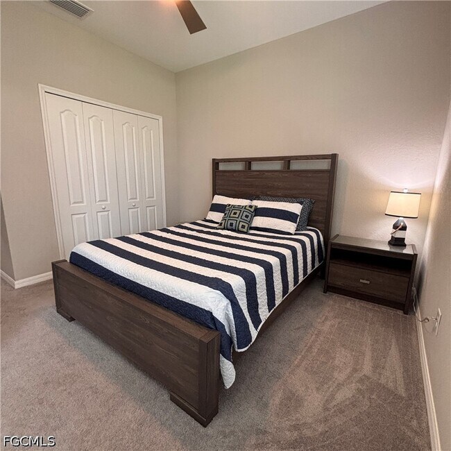 Building Photo - 4028 E Hampton Cir