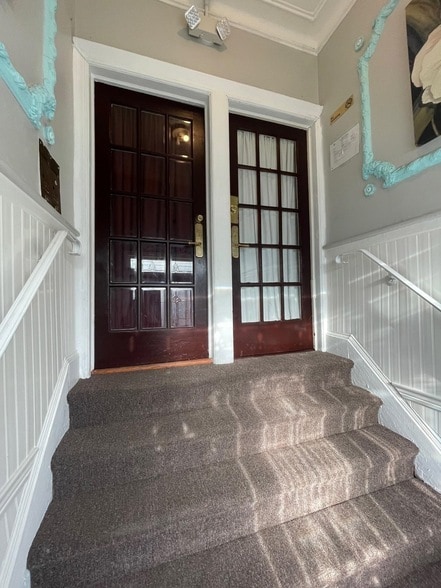 Building Photo - 304 Fulton Ave