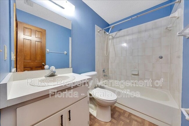 Building Photo - 4331 SE 106th Pl