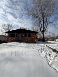 Building Photo - 10189 Count Dr