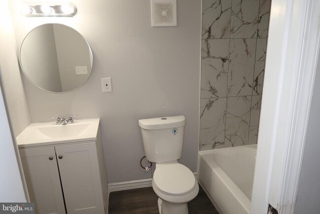 Building Photo - 2833 Brendan Ave