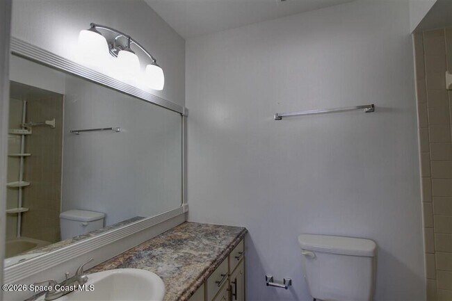 Building Photo - 283 E Towne Pl