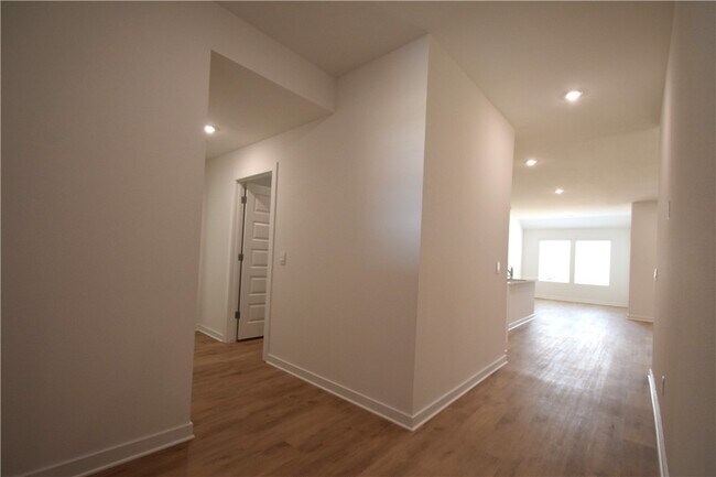 Building Photo - 557 Colorado St