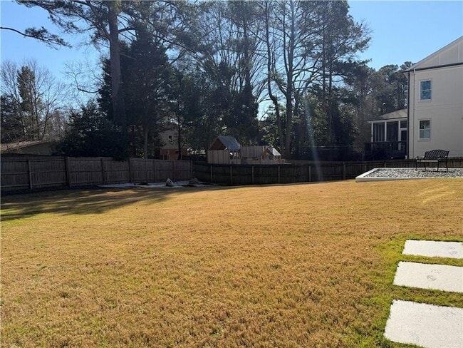 Building Photo - 2385 Nesbitt Dr NE