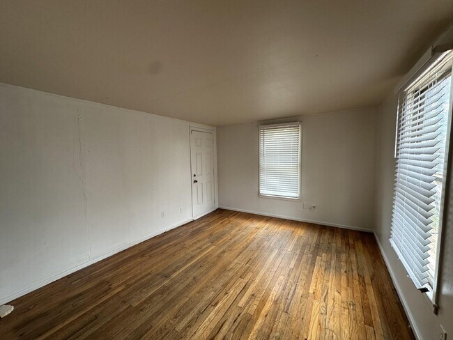 Building Photo - First Months Free! Four Bedroom in Tech Te...